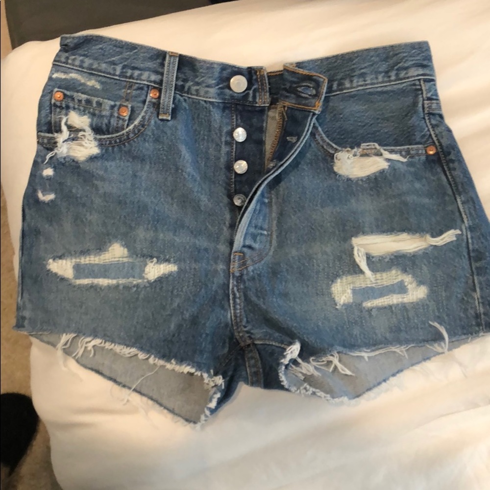 Levi’s 501 High waisted jean shorts